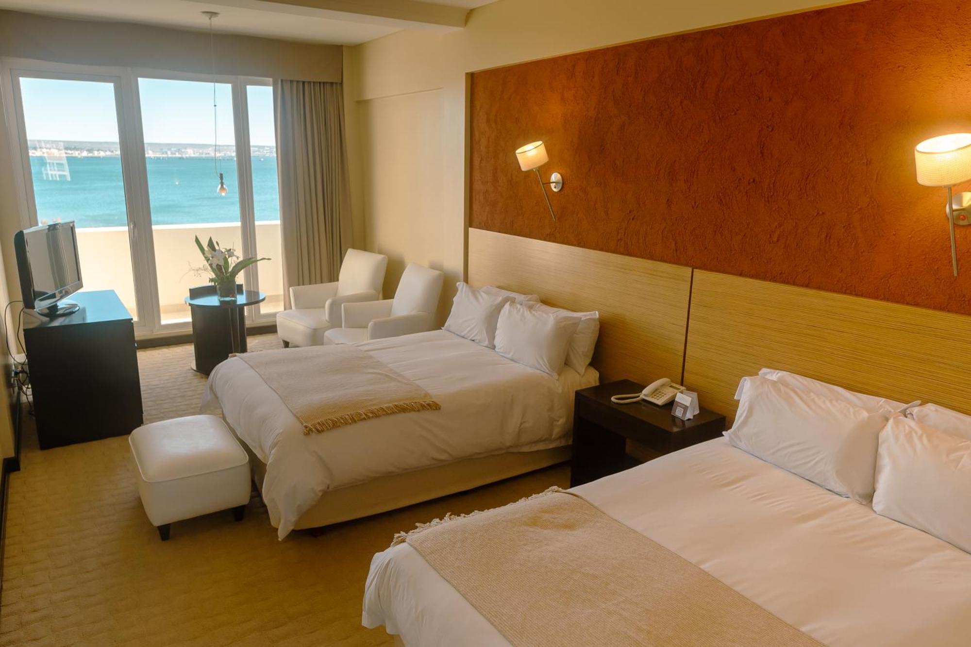 Rayentray Grand Hotel Puerto Madryn Exterior foto